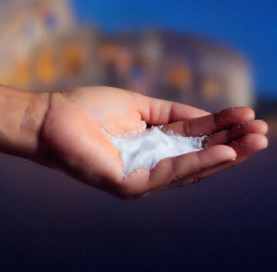 Salário não era sal: entenda como o mito surgiu.