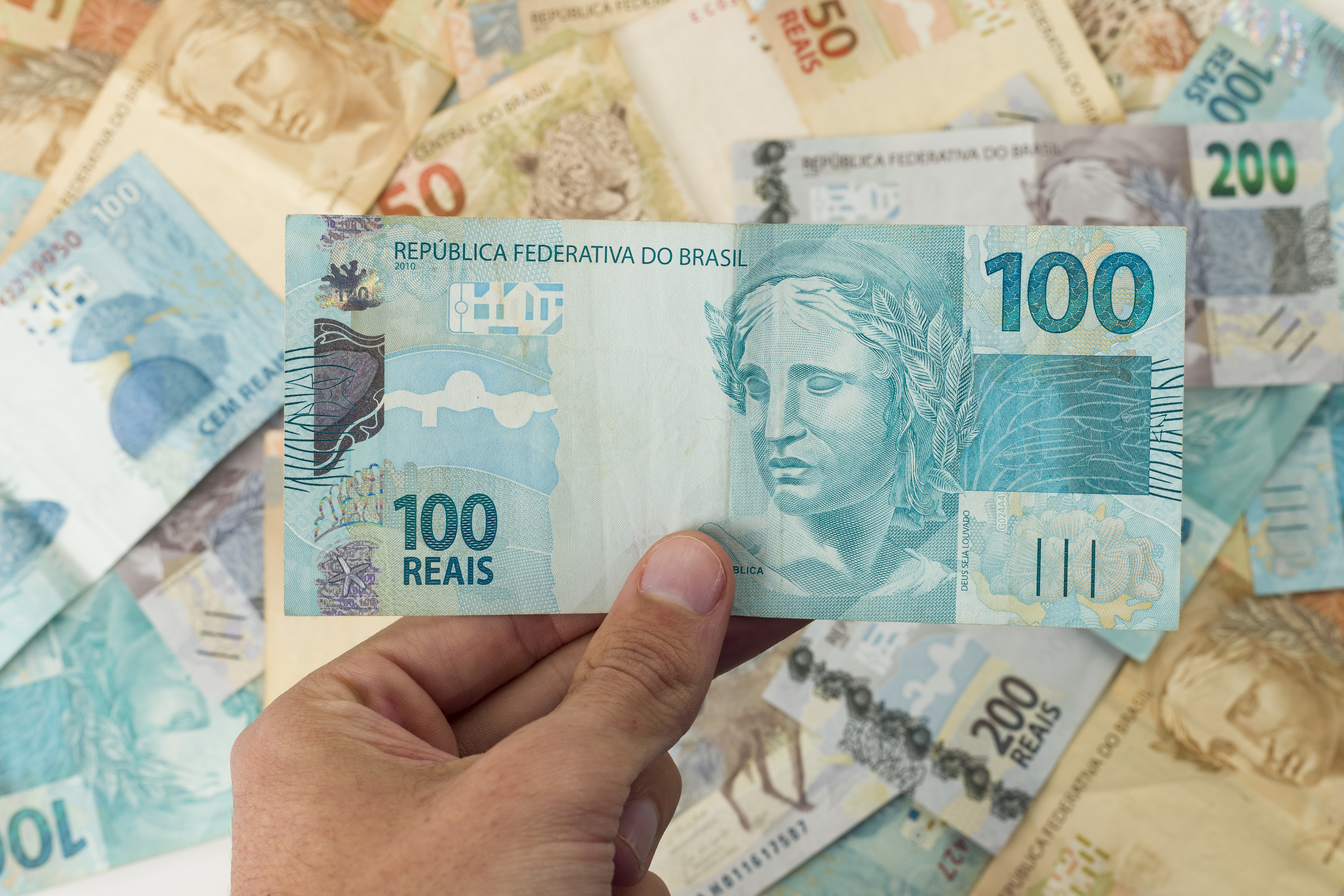 A origem do salário: mito e realidade