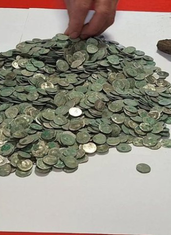 Tesouro Romano com Mais de Mil Moedas é Encontrado em Letca Veche, na Romênia