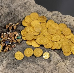 Tesouro bizantino encontrado em cidade cristã perto do Mar da Galileia revela riqueza antes de invasão persa