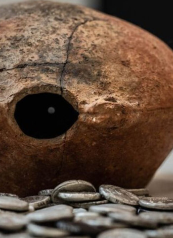 Tesouro de Alexandre, o Grande, Revela a Arábia como Centro do Mundo Antigo