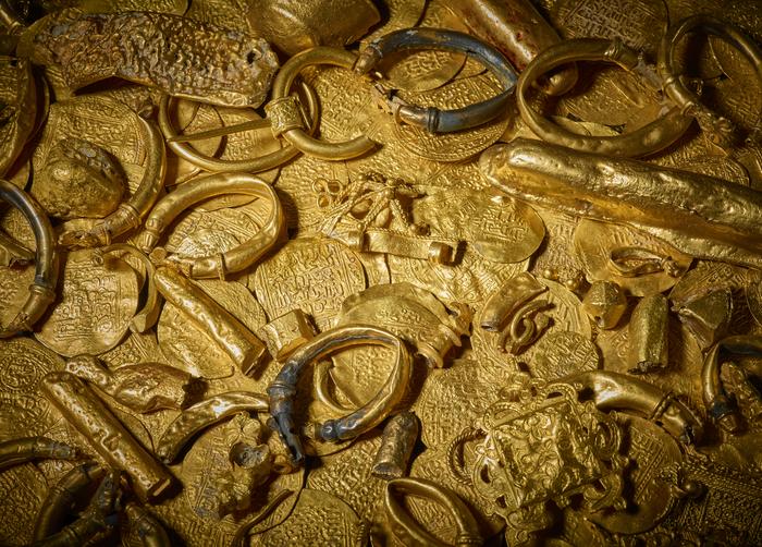 Mistério de naufrágio com mais de 400 moedas de ouro é solucionado após quase 30 anos