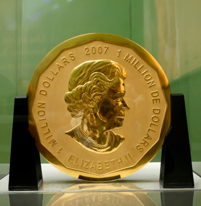 Moedas gigantes mostram poder, tecnologia e história