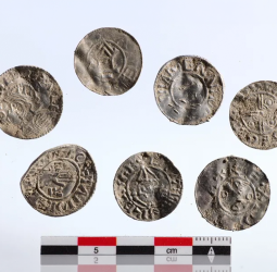 Maior Tesouro Viking de Moedas é Descoberto na Noruega