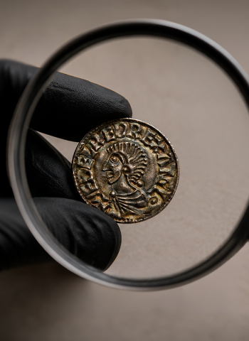 Moedas enterradas há mil anos revelam medo de vikings na Inglaterra medieval